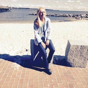 Meet your Posher, Phyllis